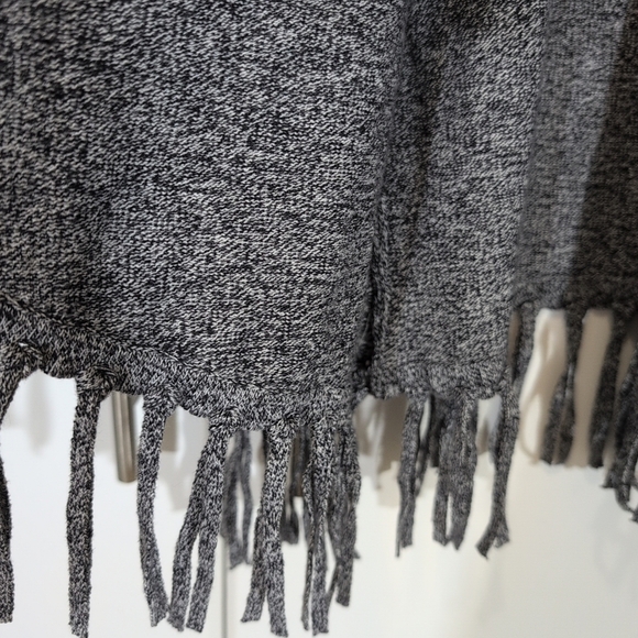 Style & Co Fringed Open-Front Sweater Cardigan Women's Size Small Grey/Black - Picture 3 of 8